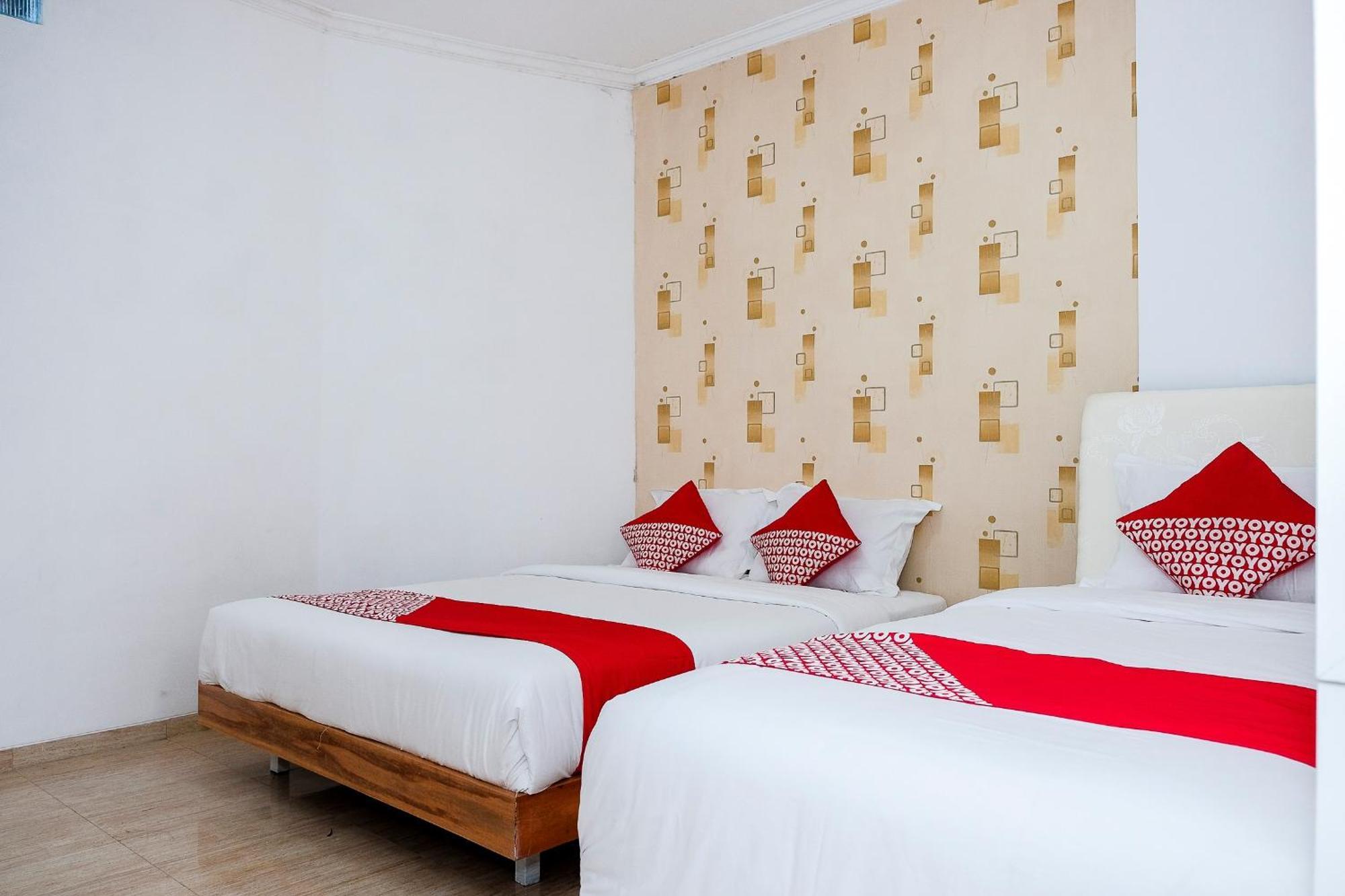 โอโย 1454 111 เรสซิเดนซ์ Hotel บาตู ภายนอก รูปภาพ