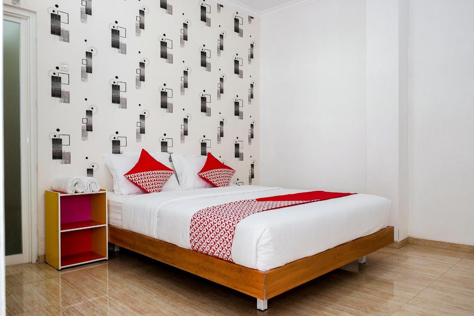 โอโย 1454 111 เรสซิเดนซ์ Hotel บาตู ภายนอก รูปภาพ